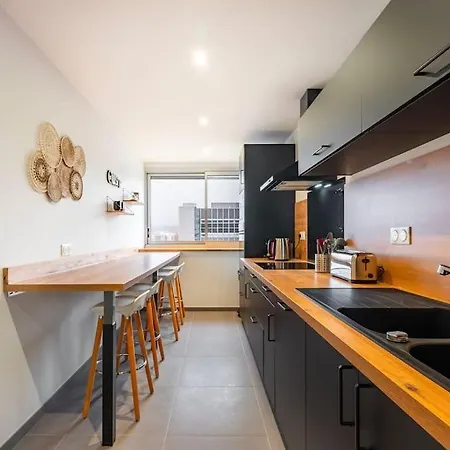Le Prouvé * Parking Privé Inclus Apartamento