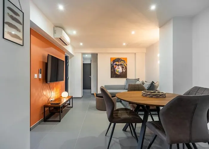 Le Prouve * Parking Prive Inclus *